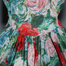 Load image into Gallery viewer, 50s REMBRANDT PAINTERLY FLORAL ROSE PRINT FIT AND FLARE DRESS - S-M