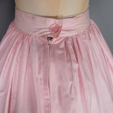 Load image into Gallery viewer, 50s PASTEL PINK JOHN WOLF NOVELTY BORDER PRINT FULL SKIRT -  25.5&quot;