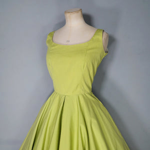 50s CHARTREUSE / PASTEL GREEN BACKLESS FULL CIRCLE DRESS - S