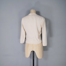 Load image into Gallery viewer, 50s / 60s BALLENTYNE INTARSIA BUMBLE BEE AND FLOWER PURE CASHMERE CARDIGAN - XS-S