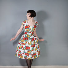 Load image into Gallery viewer, 50s RED YELLOW FLORAL SEERSUCKER COTTON DAY DRESS - M