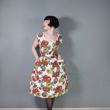 Load image into Gallery viewer, 50s RED YELLOW FLORAL SEERSUCKER COTTON DAY DRESS - M