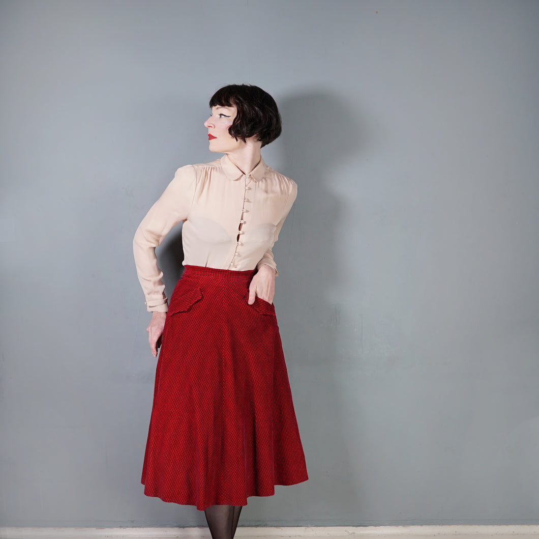 40s 50s RED AND BLACK CHECK RUMONTE A-LINE CORDUROY SKIRT - 26-27