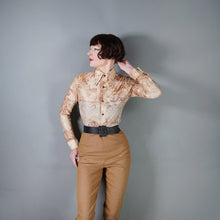 Load image into Gallery viewer, 70s CHINESE ROMANTIC SCENIC NOVELTY PRINT SILKY SHIRT - S