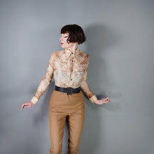 Load image into Gallery viewer, 70s CHINESE ROMANTIC SCENIC NOVELTY PRINT SILKY SHIRT - S