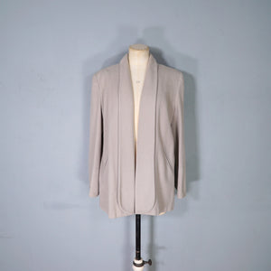 50s GREY STRONG SHOULDERED SWING JACKET / COAT WITH BUTTON DESIGN - M-L