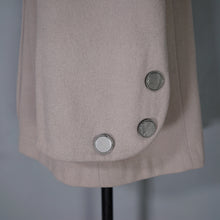 Load image into Gallery viewer, 50s GREY STRONG SHOULDERED SWING JACKET / COAT WITH BUTTON DESIGN - M-L