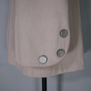 50s GREY STRONG SHOULDERED SWING JACKET / COAT WITH BUTTON DESIGN - M-L