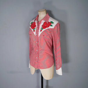 RED WESTERN GINGHAM EMBROIDERED ROSE COWBOY SHIRT - S