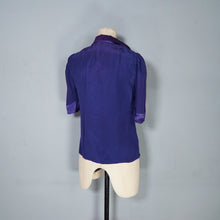 Load image into Gallery viewer, 70s BUS STOP / LEE BENDER DARK BLUE BLOUSE WITH HUGE DAGGER COLLAR - XS