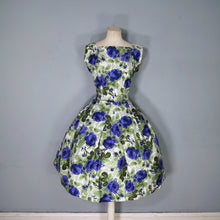 Load image into Gallery viewer, 60s GREEN AND VIOLET-BLUE PAINTERLY ROSE COTTON DRESS - S