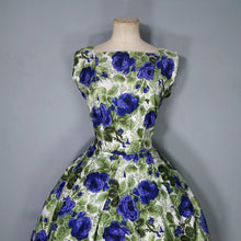 Load image into Gallery viewer, 60s GREEN AND VIOLET-BLUE PAINTERLY ROSE COTTON DRESS - S
