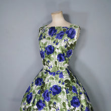 Load image into Gallery viewer, 60s GREEN AND VIOLET-BLUE PAINTERLY ROSE COTTON DRESS - S