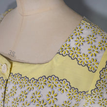 Load image into Gallery viewer, 40s / 50s SOFT RAYON YELLOW FLORAL TEA DRESS WITH BELT - M