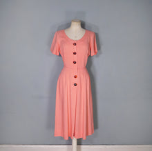 Load image into Gallery viewer, EARLY 50s SALMON PINK L&#39;AIGLON SOFT RAYON FITTED DRESS WITH TORTOISE SHELL BUTTONS - S