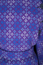 Load image into Gallery viewer, 70s PURPLE AND BLUE WELSH WOOLLENS TAPESTRY CAPE COAT WITH BELT - S-M