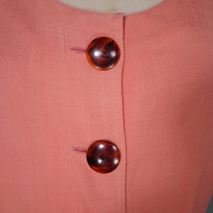 EARLY 50s SALMON PINK L'AIGLON SOFT RAYON FITTED DRESS WITH TORTOISE SHELL BUTTONS - S