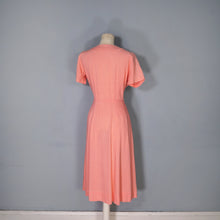 Load image into Gallery viewer, EARLY 50s SALMON PINK L&#39;AIGLON SOFT RAYON FITTED DRESS WITH TORTOISE SHELL BUTTONS - S
