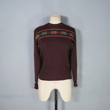 Load image into Gallery viewer, 40s 50s BROWN WOOL WEST COUNTRY KNITWEAR "FASCINESE" FINE KNIT FAIRISLE JUMPER - M