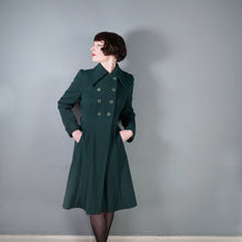Load image into Gallery viewer, 40s GREEN WOOL DAGGER COLLAR DOUBLE BREASTED AUTUMN COAT - S
