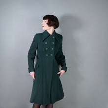 Load image into Gallery viewer, 40s GREEN WOOL DAGGER COLLAR DOUBLE BREASTED AUTUMN COAT - S