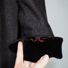 Load image into Gallery viewer, 50s FREISS ORIGINAL DARK GREY MOHAIR WOOL AND VELVET  SWING  COAT