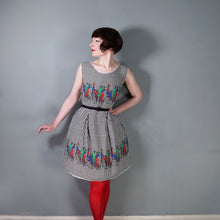 Load image into Gallery viewer, 60s HOUNDSTOOTH AND NOVELTY VICTORIAN CYCLIST PRINT DAY DRESS - S