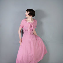 Load image into Gallery viewer, 40s DUSKY PINK TEA DRESS WITH A POLKA DOT SHAWL COLLAR - L / volup
