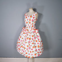 Load image into Gallery viewer, 50s 60s PINK AND ORANGE ROSE FLORAL COTTON DAY DRESS - M