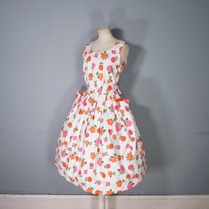 50s 60s PINK AND ORANGE ROSE FLORAL COTTON DAY DRESS - M