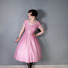 Load image into Gallery viewer, 50s VICKY VAUGN DUSKY PINK TEA DRESS WITH LACE AND RHINESTONES - M