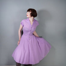 Load image into Gallery viewer, 50s PASTEL PURPLE SEERSUCKER FULL SKIRTED DRESS - S-M