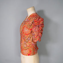 Load image into Gallery viewer, 40s 50s RED PRINTED COTTON SUN BLOUSE WITH PUFF SLEEVE - S-M