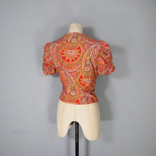 Load image into Gallery viewer, 40s 50s RED PRINTED COTTON SUN BLOUSE WITH PUFF SLEEVE - S-M