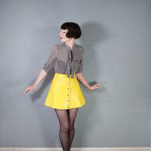 Load image into Gallery viewer, LORD BRUMMEL ITALIAN YELLOW LEATHER A-LINE MINI SKIRT - 25&quot;