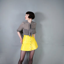 Load image into Gallery viewer, LORD BRUMMEL ITALIAN YELLOW LEATHER A-LINE MINI SKIRT - 25&quot;
