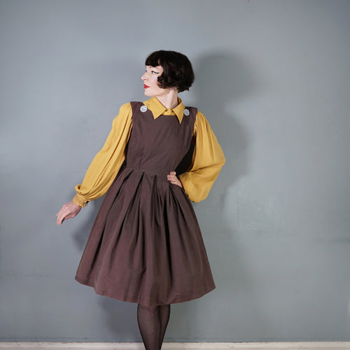 60s BROWN PINAFORE STYLE FULL SKIRTED DAY DRESS WITH BUTTONED BIB  - XS / petite