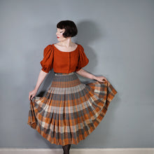 Load image into Gallery viewer, 50s SPORTRITE &quot;IN&#39;N OUTER&quot; REVERSIBLE PUMPKIN AND GREY TARTAN WOOL PLEATED SKIRT - 28-29&quot;
