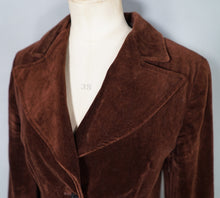 Load image into Gallery viewer, 70s BROWN VELVET CORD FITTED ACADEMIA BLAZER JACKET - XS-S