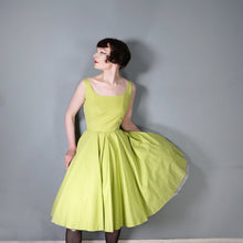 Load image into Gallery viewer, 50s CHARTREUSE / PASTEL GREEN BACKLESS FULL CIRCLE DRESS - S