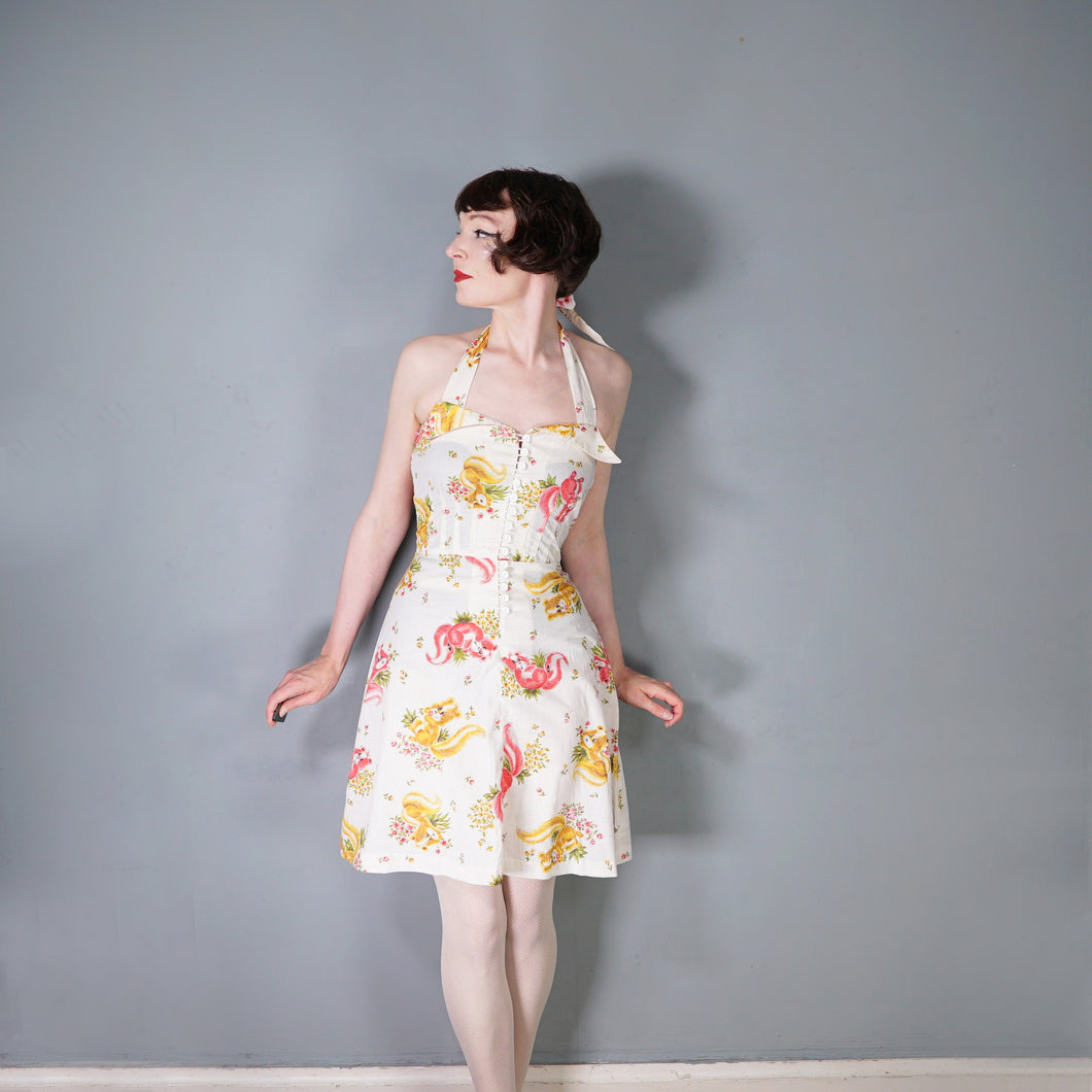 70s PENELOPE PEEP SQUIRREL NOVELTY PRINT MINI HALTER DRESS - S
