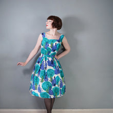 Load image into Gallery viewer, 60s BLUE PAINTERLY VICTORIAN LADY NOVELTY PRINT DAY DRESS - S