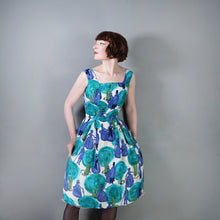 Load image into Gallery viewer, 60s BLUE PAINTERLY VICTORIAN LADY NOVELTY PRINT DAY DRESS - S