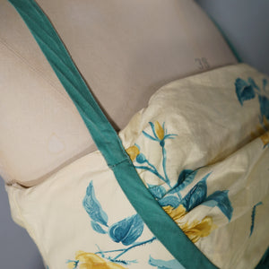 50s UNLABELLED HORROCKSES YELLOW FLORAL FULL SKIRTED COTTON SUN DRESS - S