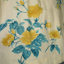 Load image into Gallery viewer, 50s UNLABELLED HORROCKSES YELLOW FLORAL FULL SKIRTED COTTON SUN DRESS - S