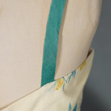 Load image into Gallery viewer, 50s UNLABELLED HORROCKSES YELLOW FLORAL FULL SKIRTED COTTON SUN DRESS - S