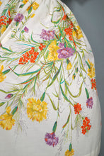 Load image into Gallery viewer, 50s WHITE AND YELLOW WILD MEADOW FLORAL COTTON DRESS - S