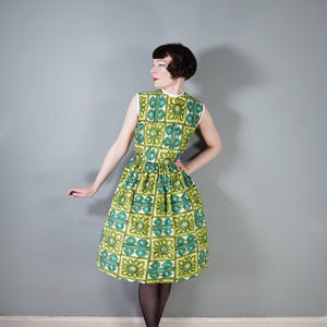 60s BRIGHT GREEN PAINTERLY FLORAL COTTON DAY DRESS - S
