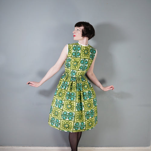 60s BRIGHT GREEN PAINTERLY FLORAL COTTON DAY DRESS - S
