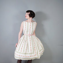 Load image into Gallery viewer, 60s KITTY COPELAND SMALL FLOWER BOUQUET PRINT COTTON DAY DRESS - S-M (petite fit)